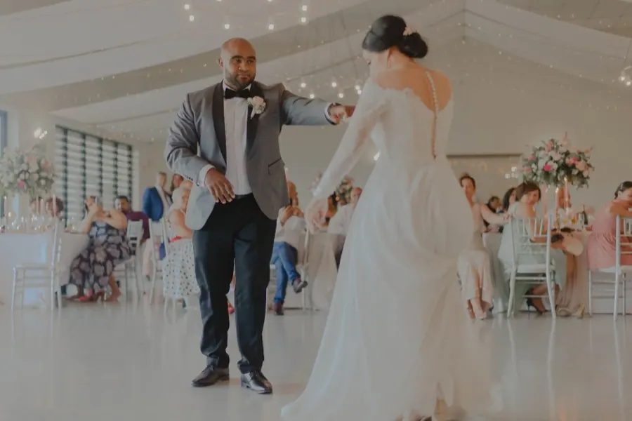 The first dance — photographers