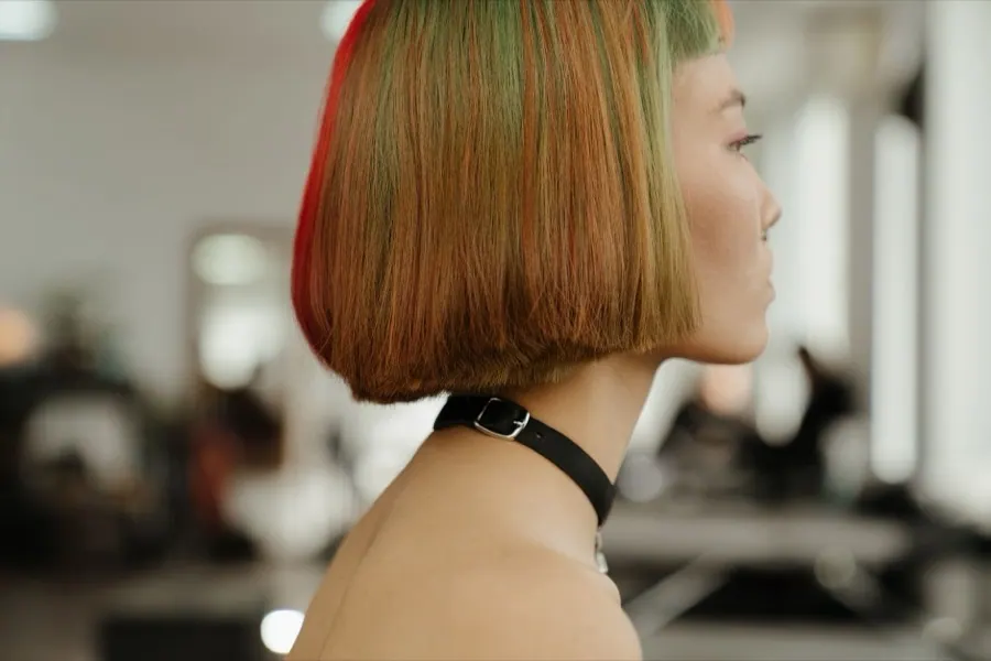 Colour, finished — salons